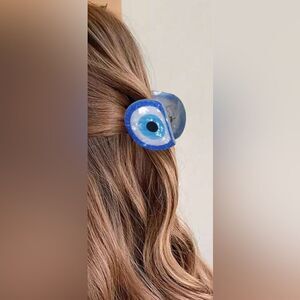 Evil eye hair clips N650